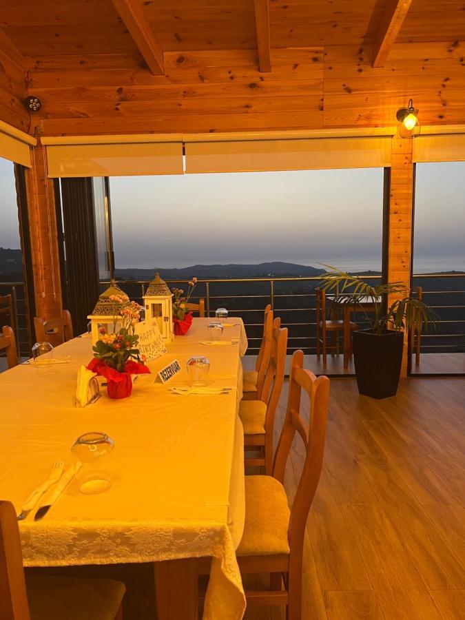 Restorant Hotel Xheni Durrës Eksteriør billede
